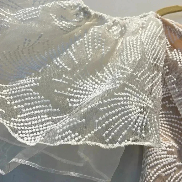 MissGuided White Dress  - Picture 7 of 8